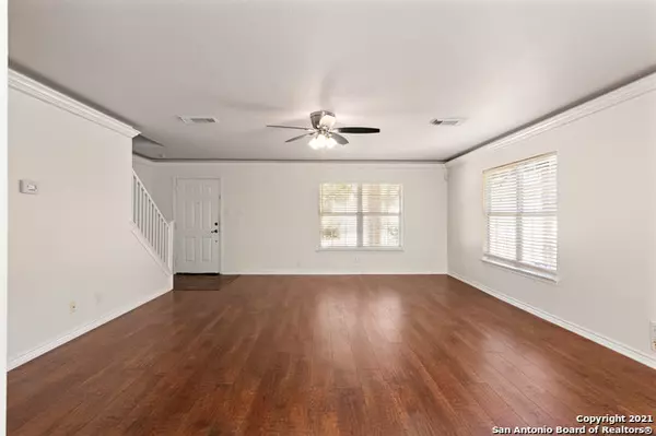 Live Oak, TX 78233-7207,7602 AVERY RD