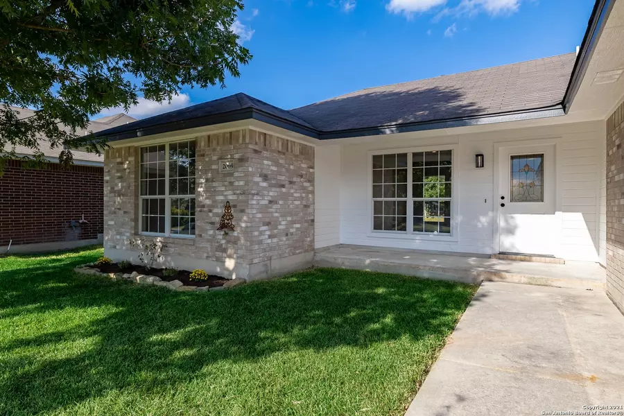 2069 BENTWOOD DR, New Braunfels, TX 78130-2903