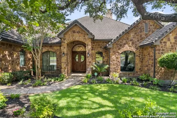 14 OAK HILL PL,  San Antonio,  TX 78229-3692