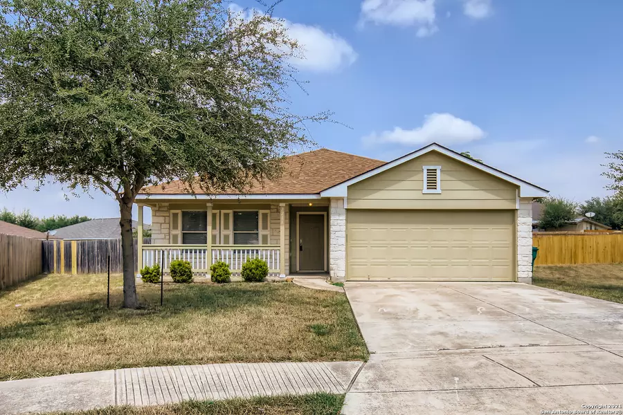 7211 AUTUMN ACRES, Converse, TX 78109-4656