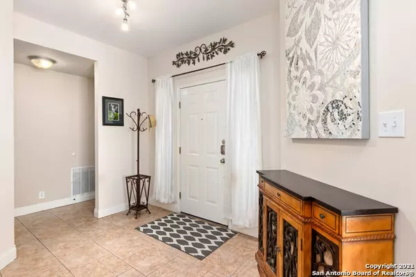 San Antonio, TX 78247-1728,5111 STORMY AUTUMN