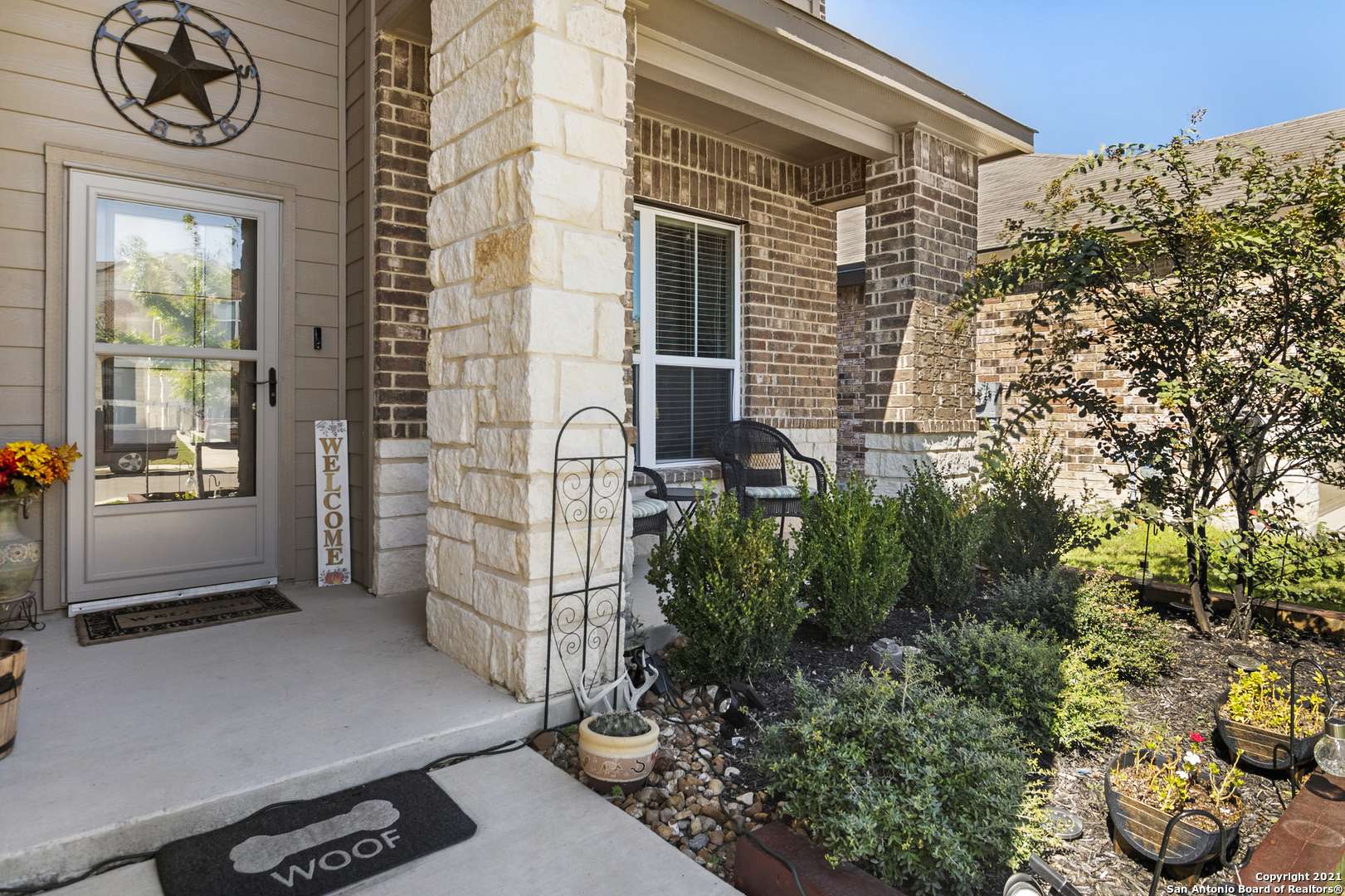 8907 PALOMINO PONY, San Antonio, TX 78254-6395