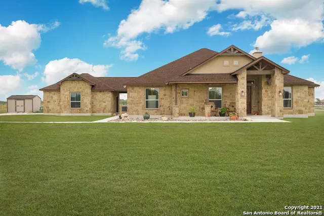 Marion, TX 78124-6007,2050 SANTA CLARA RD