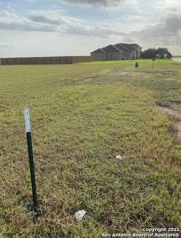 Raymondville, TX 78580,1063 Gem