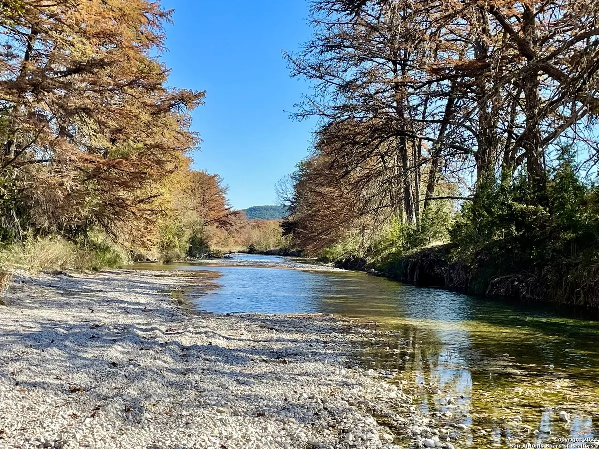 Leakey, TX 78873,359 Bud Danner Drive