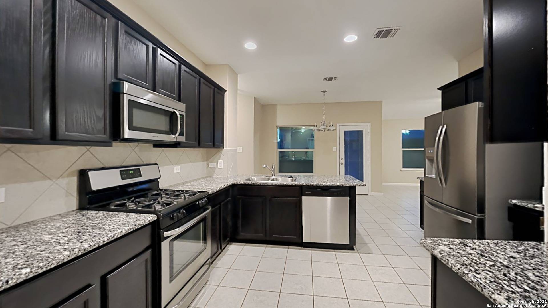 New Braunfels, TX 78130,2502 Lonesome Creek Trail