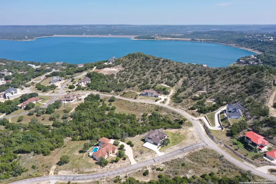 2427 Triple Peak Dr, Canyon Lake, TX 78133