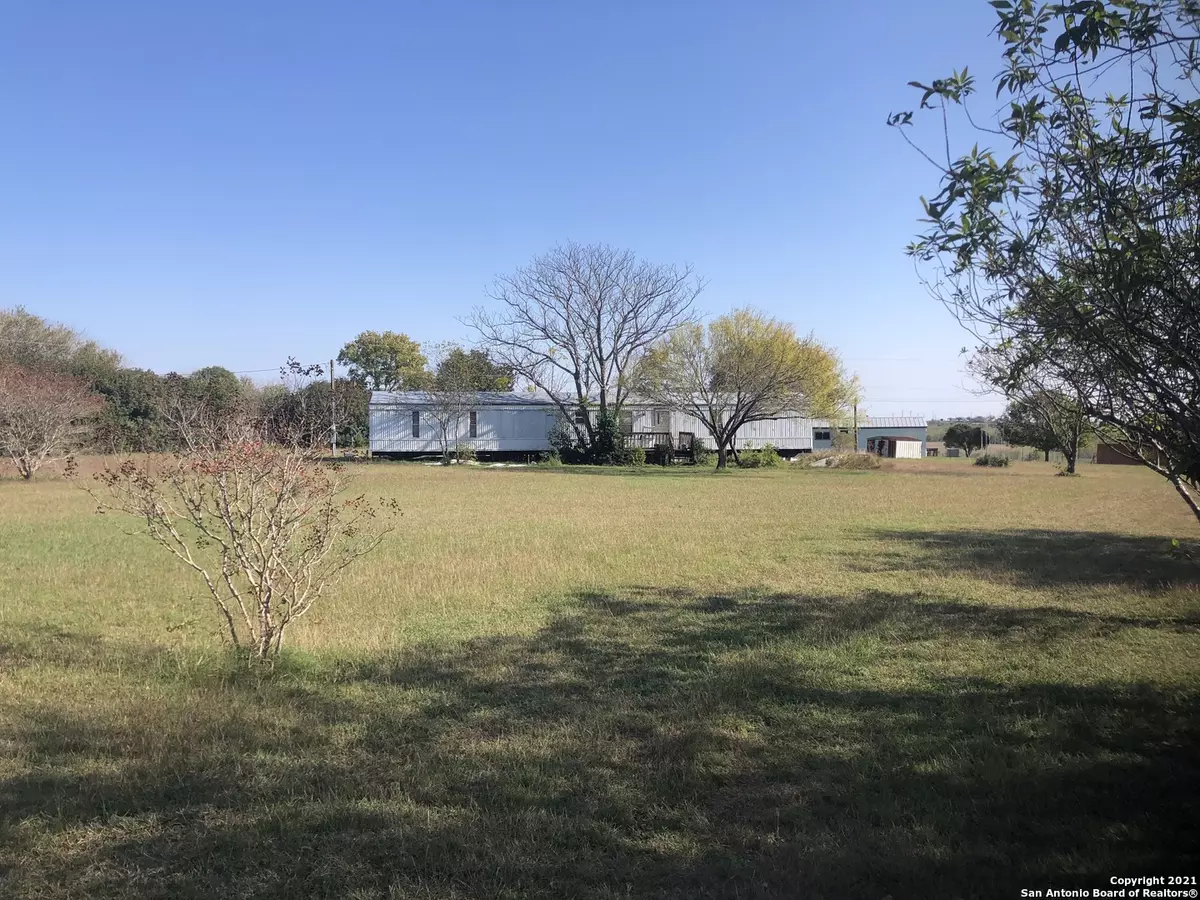 Schertz, TX 78154-6051,12210 WARE SEGUIN RD