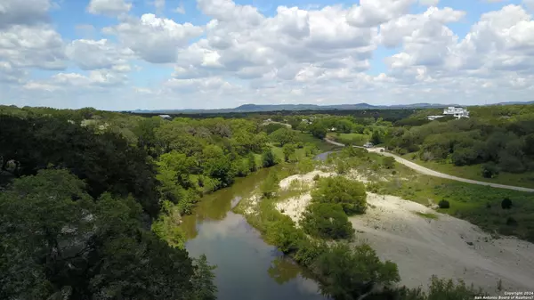 Pipe Creek, TX 78063,LOTS English Crossing