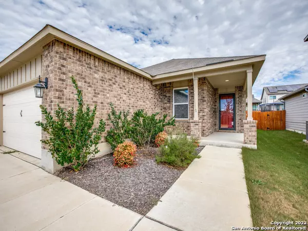 St Hedwig, TX 78152-4405,4610 HEATHERS CROSS