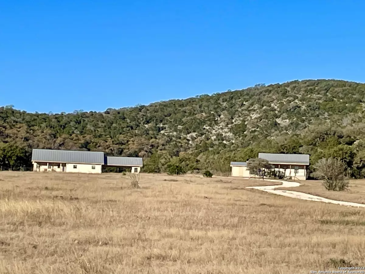 Leakey, TX 78873,313 Ranch Road 336