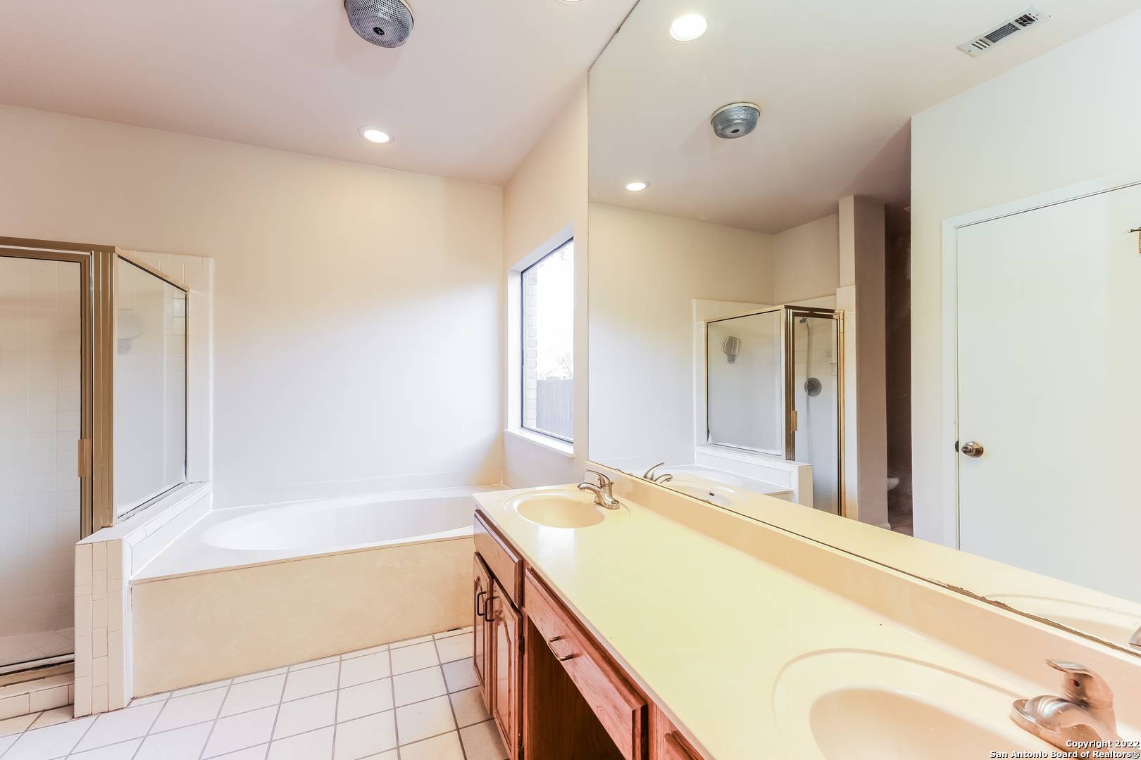San Antonio, TX 78249-2134,13030 NORTH RUN