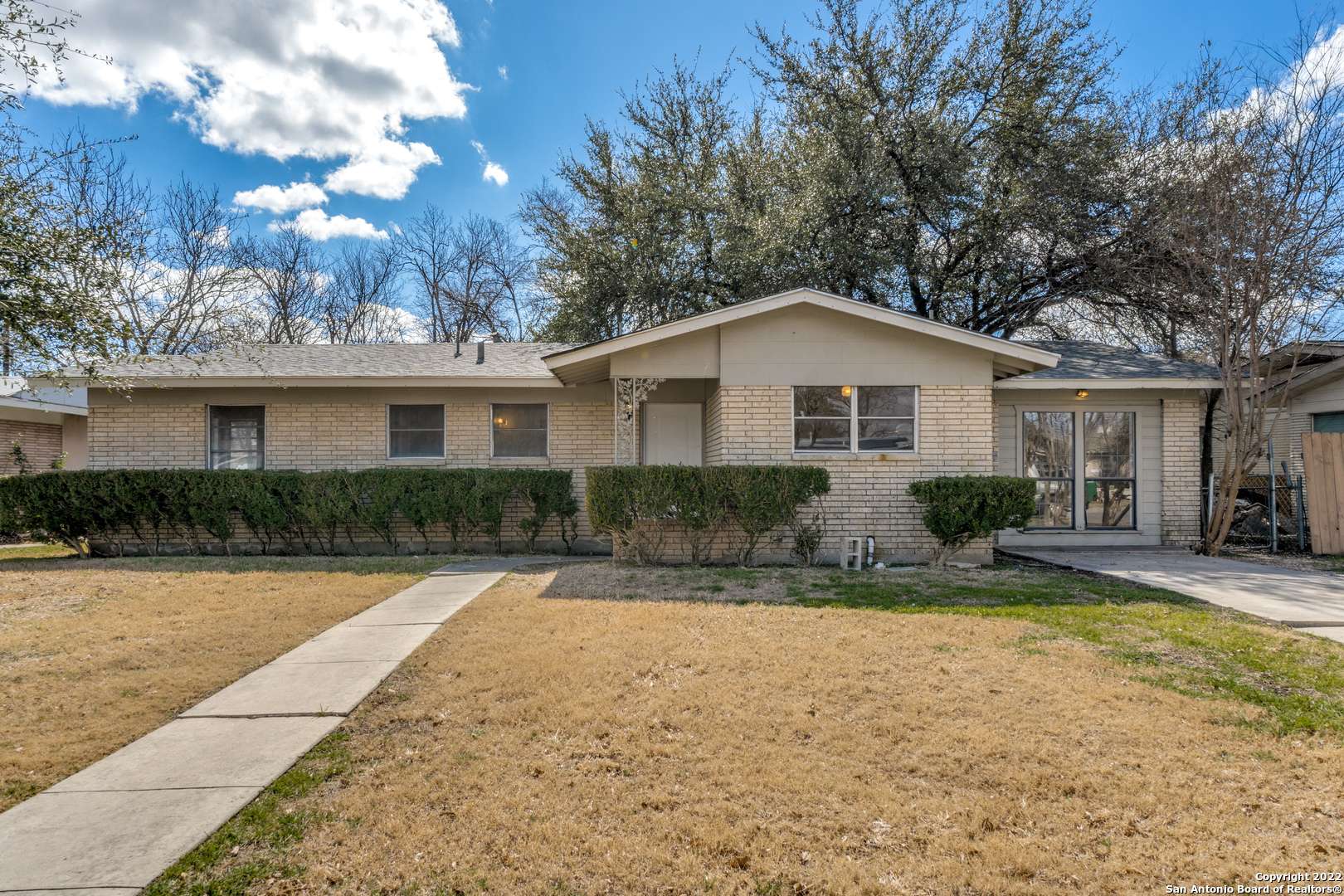 4534 DIAMONDHEAD DR, San Antonio, TX 78218-3606