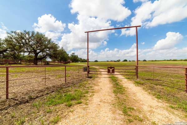 Poteet, TX 78065,TBD (TR 3) W Gates Valley