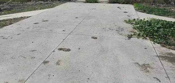 Marion, TX 78124,780 & 848 BOLTON RD