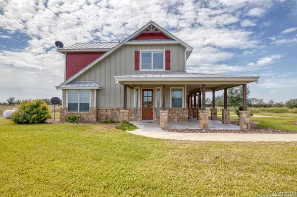 Sabinal, TX 78881,2371 Ranch Road 187