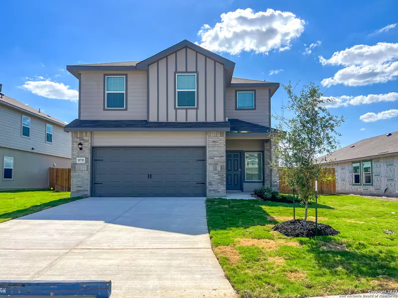 15735 Clove Spice Way, Von Ormy, TX 78073