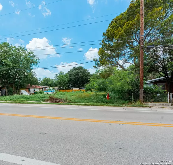 San Antonio, TX 78207,715 SW 19th St