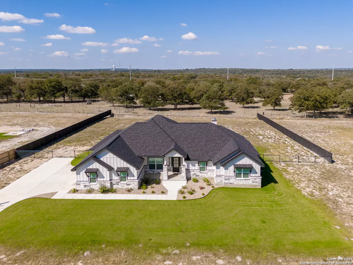 La Vernia, TX 78121,113 Hondo Drive