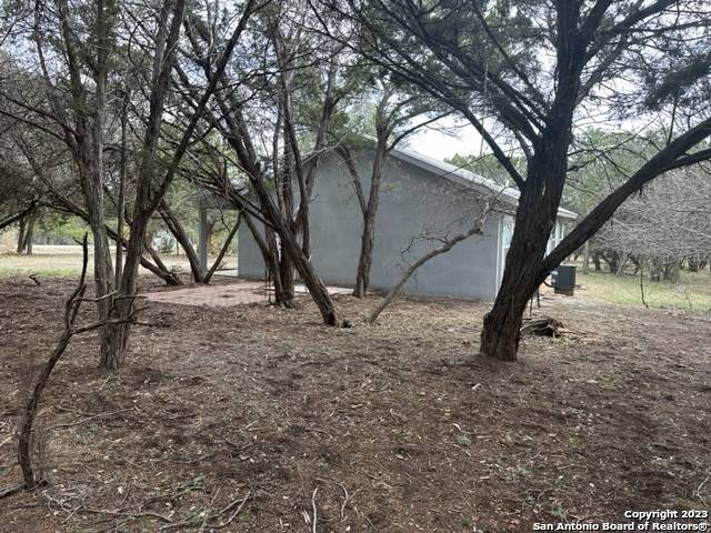 Bandera, TX 78003-4837,962 COMANCHE PATH