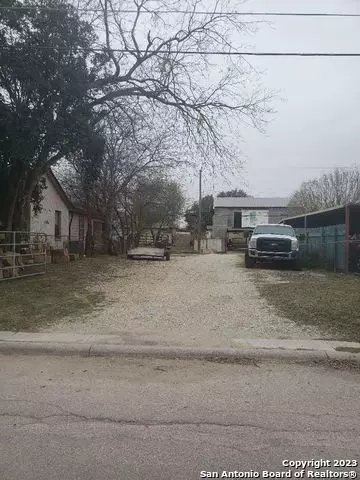 San Antonio, TX 78211,1334 FENFIELD AVE