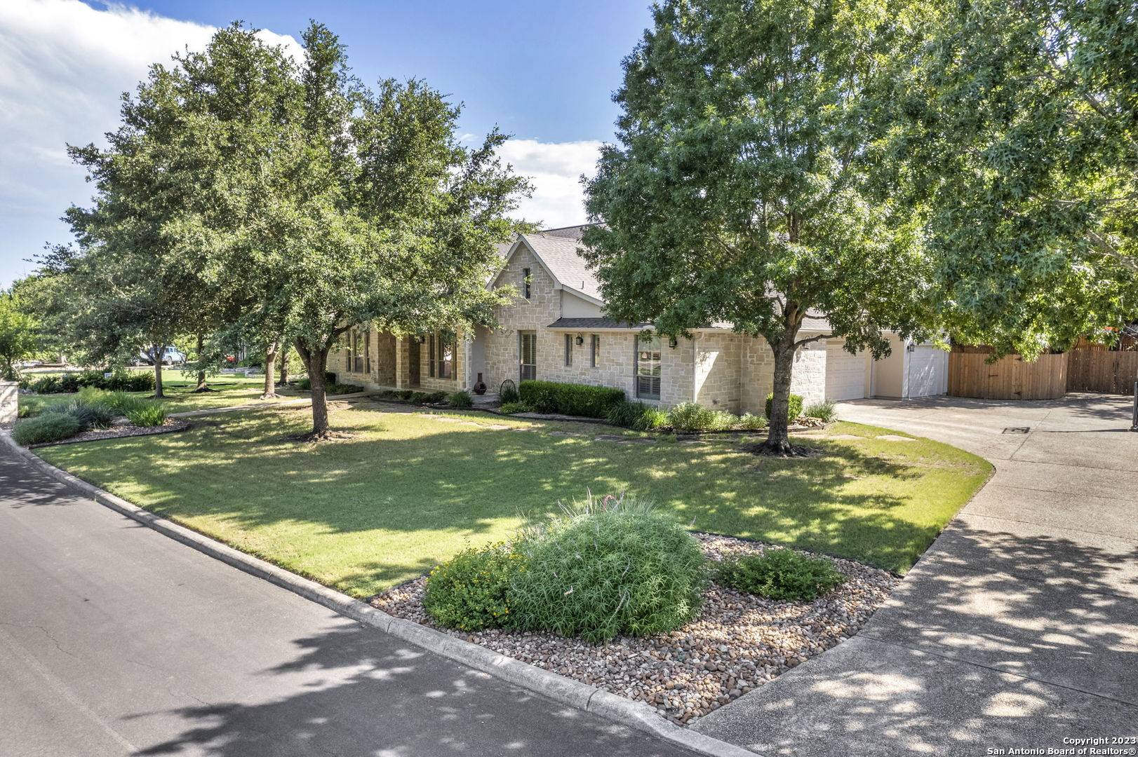 Fair Oaks Ranch, TX 78015-4278,31000 WOOD BINE WAY