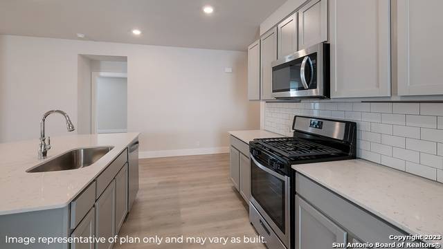 San Antonio, TX 78266,5003 Sarsen Row