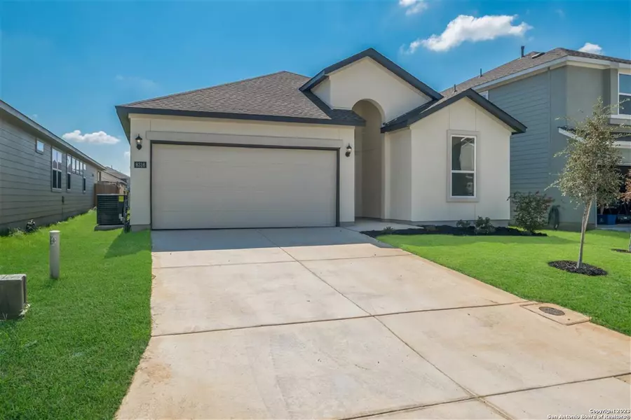 8316 Sunrise Glen, Selma, TX 78154