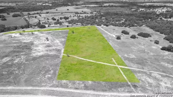 Sutherland Springs, TX 78161,829 CR 332