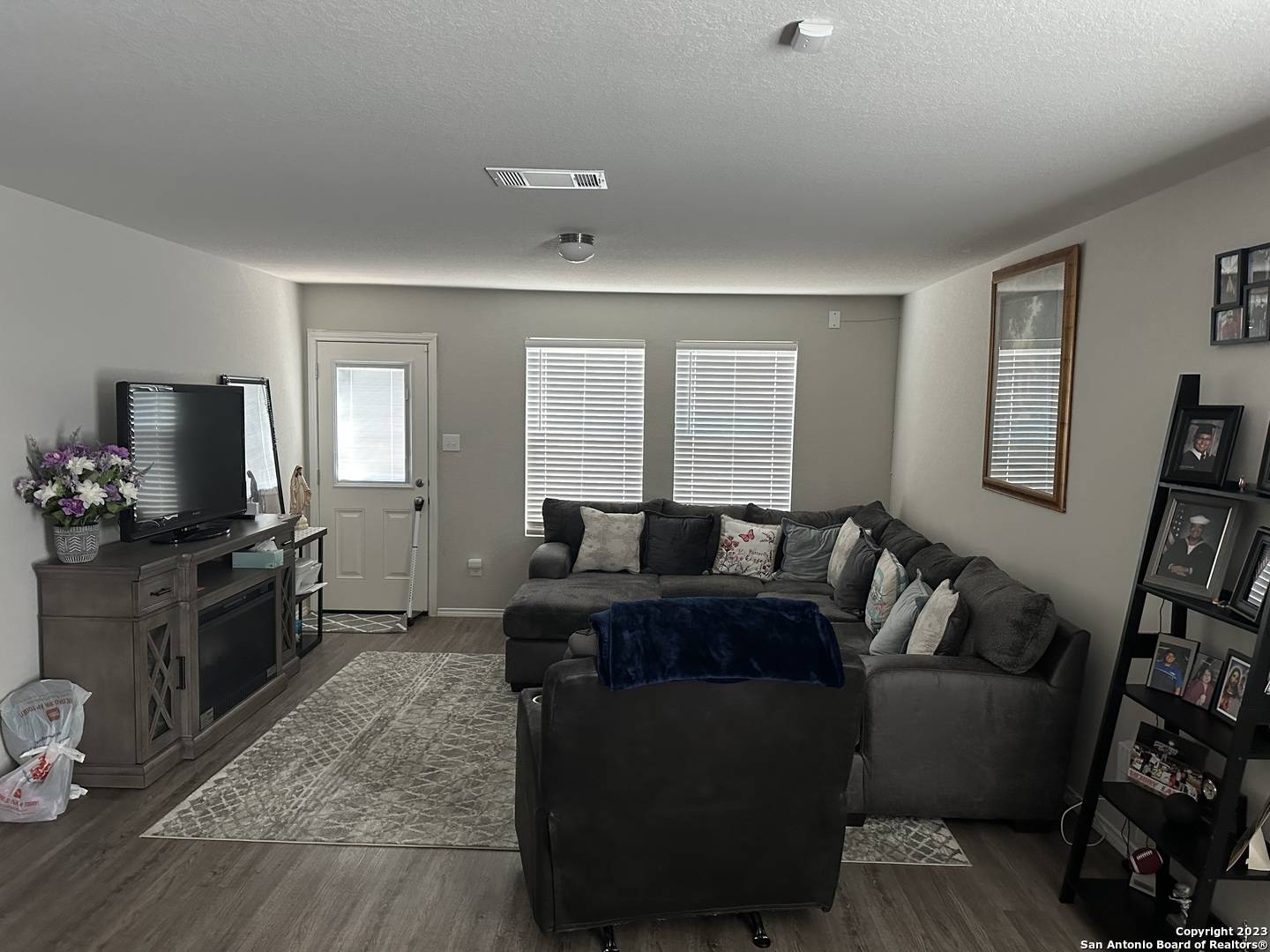 San Antonio, TX 78242-1016,5918 TINA PARK