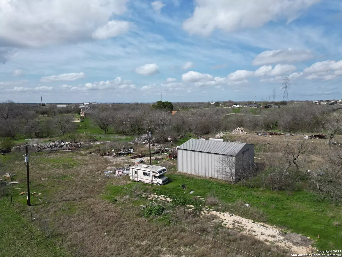 Seguin, TX 78155-8497,3318 FM 775
