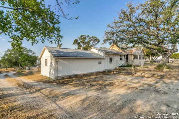 Comfort, TX 78013,803 RIDGEWOOD