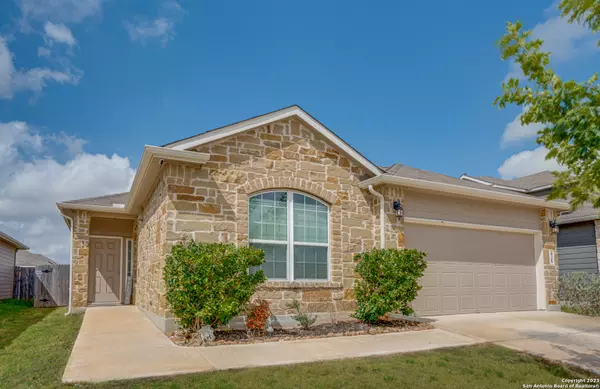 New Braunfels, TX 78130-5580,429 MOONVINE WAY