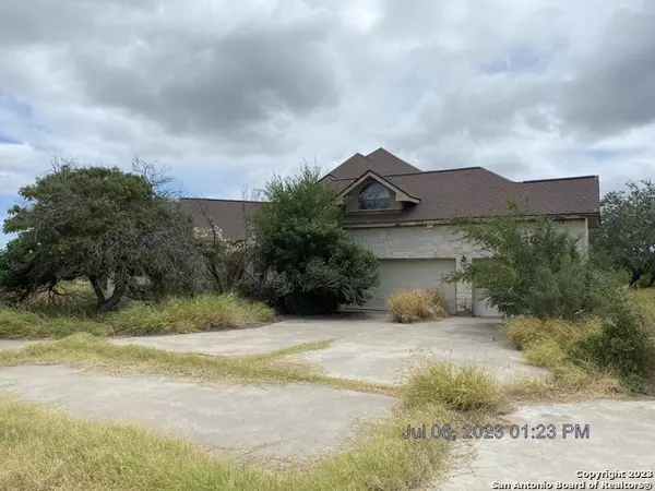 1496 OLD MAGNOLIA RD, Freer, TX 78357