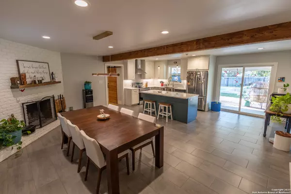 Uvalde, TX 78801,5 Buena Vista Circle
