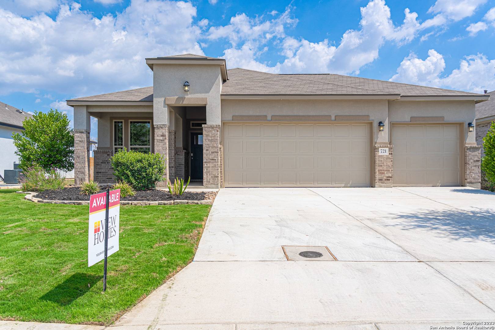 New Braunfels, TX 78130,721 Willowbrook