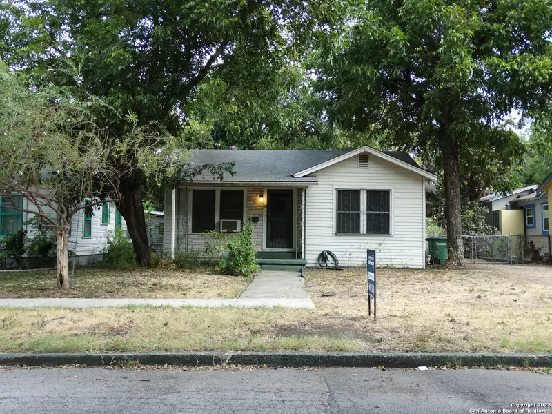 211 ISABEL ST, San Antonio, TX 78210-4615