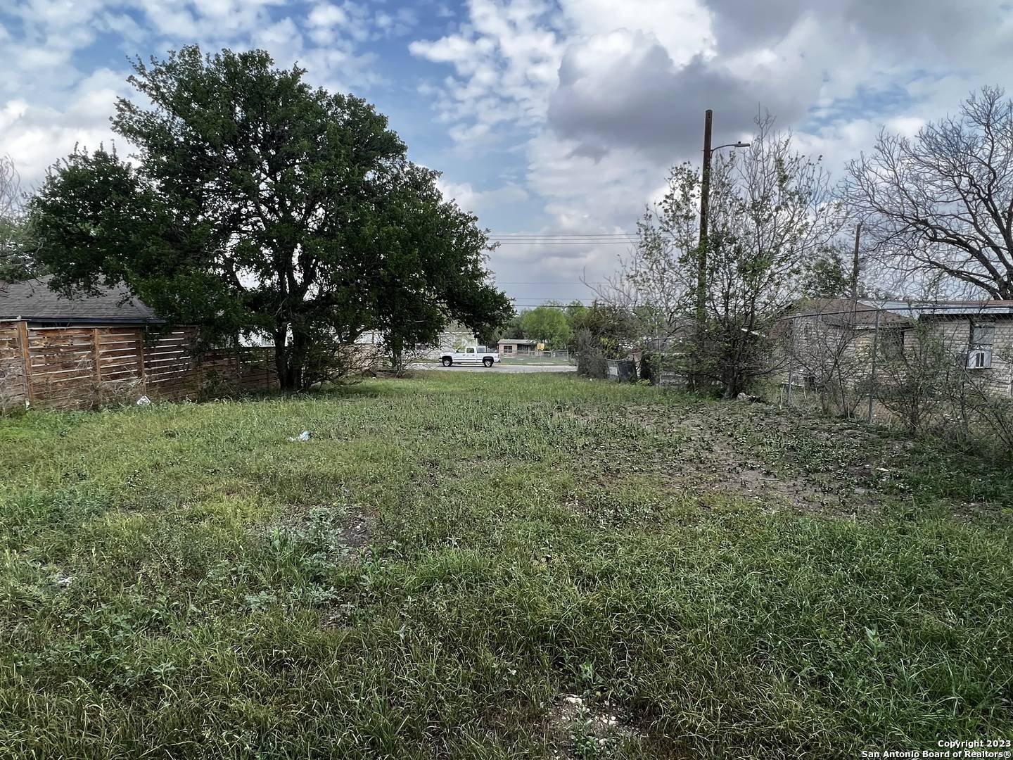 San Antonio, TX 78220,554 YUCCA ST