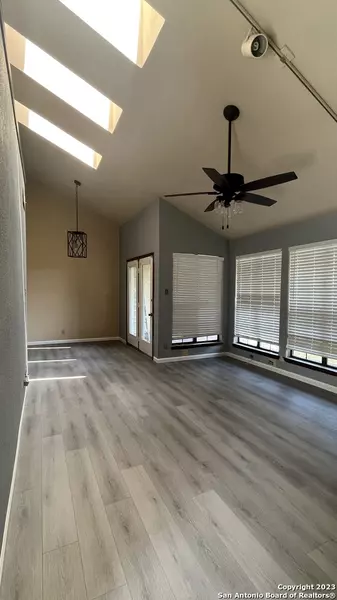 6100 Woodlake Pkwy UNIT 312, San Antonio, TX 78244