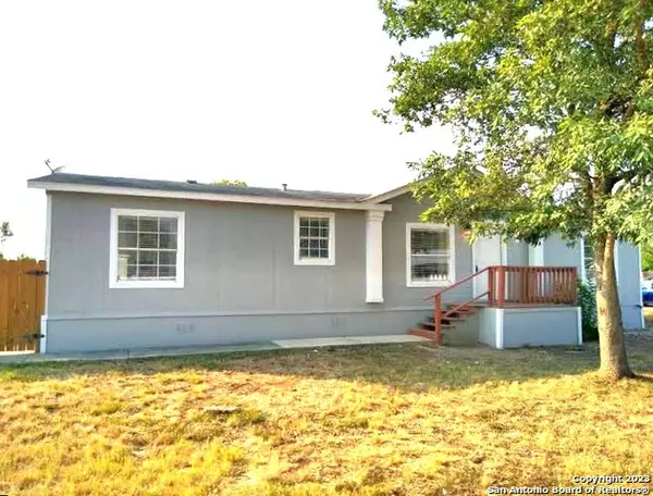 242 SAUDER FARMS RD, New Braunfels, TX 78130-1809