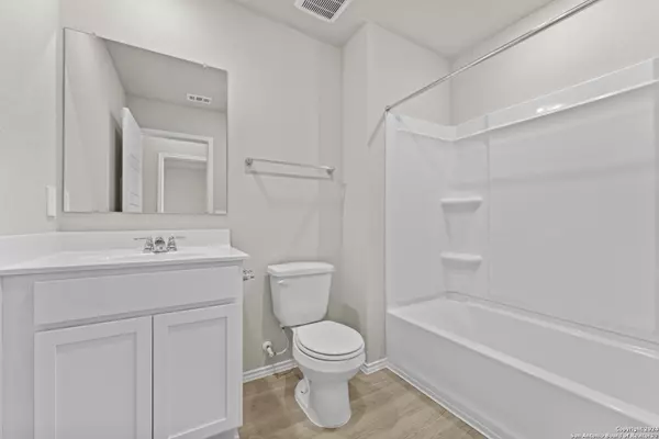 Seguin, TX 78155,3513 Sky Place