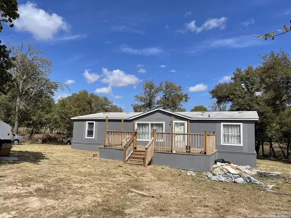 435 Ashford Cir,  Poteet,  TX 78065