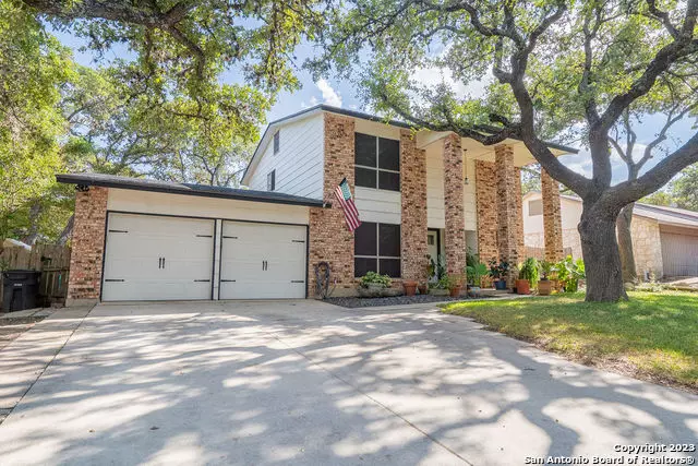 8354 TIMBER BASIN ST, San Antonio, TX 78250-4438