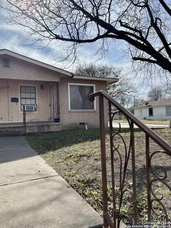 3522 HOUSTON ST UNIT B, San Antonio, TX 78207-3675