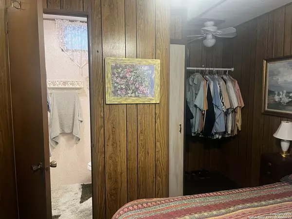 Del Rio, TX 78840,407 River St