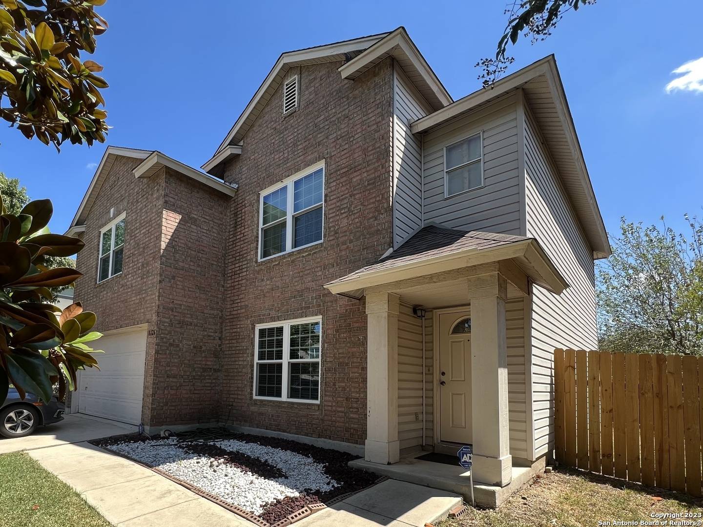 8126 DONLEY POND, San Antonio, TX 78254-5335