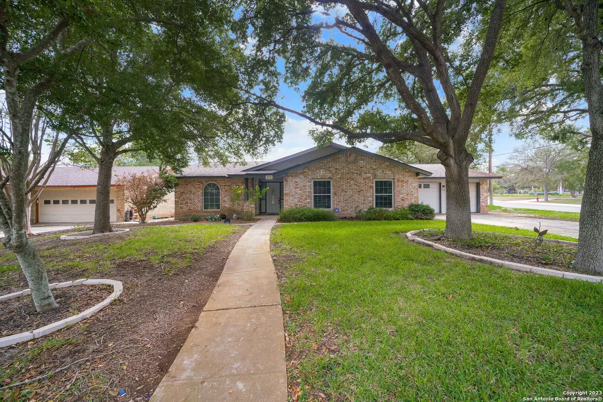 Universal City, TX 78148,110 Silver Springs