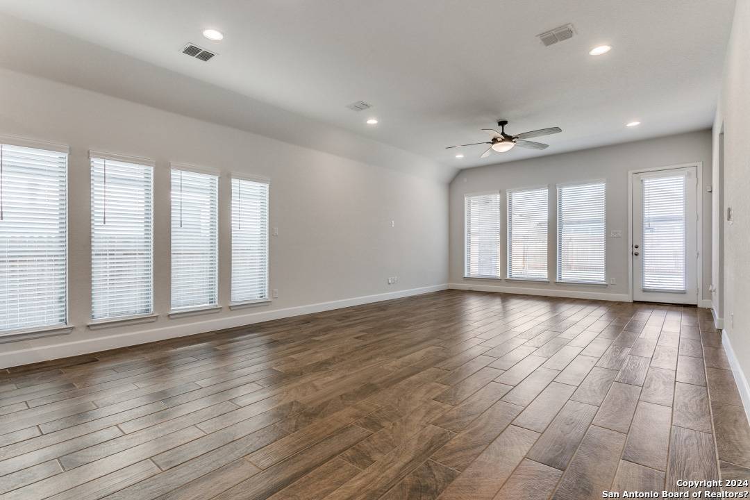 San Antonio, TX 78254-4723,9430 IRON KEEPER