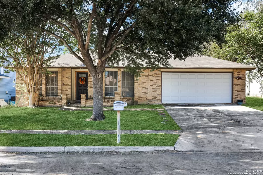 5619 WOOD WALK ST, San Antonio, TX 78233-5044