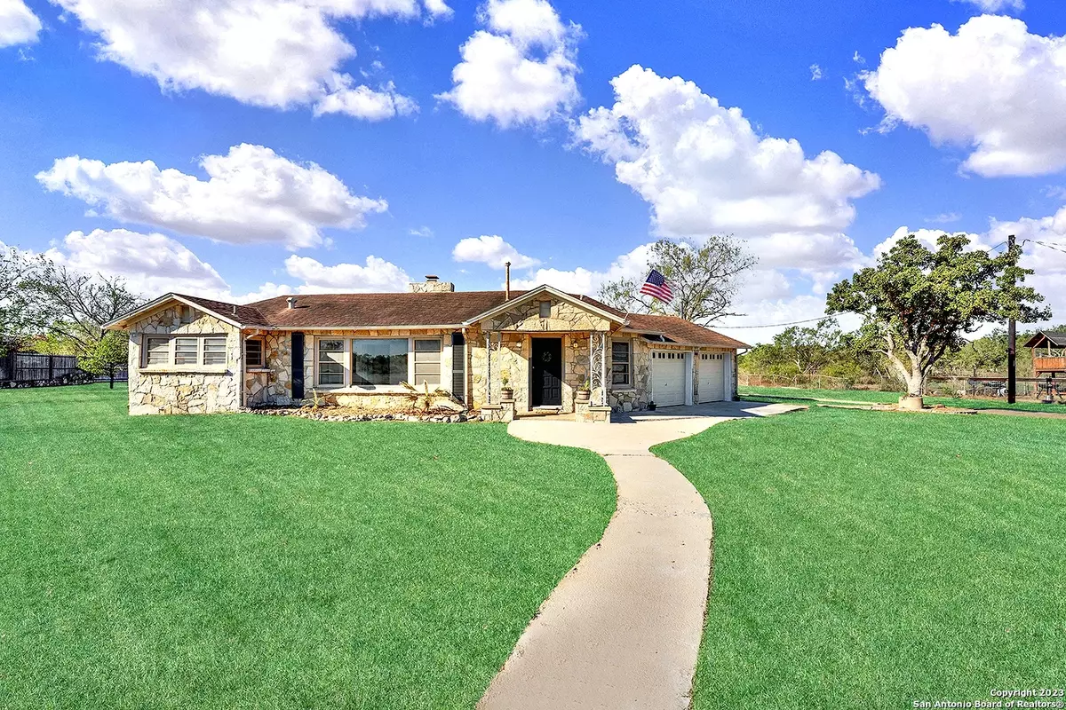 Poth, TX 78147,600 S Storts St